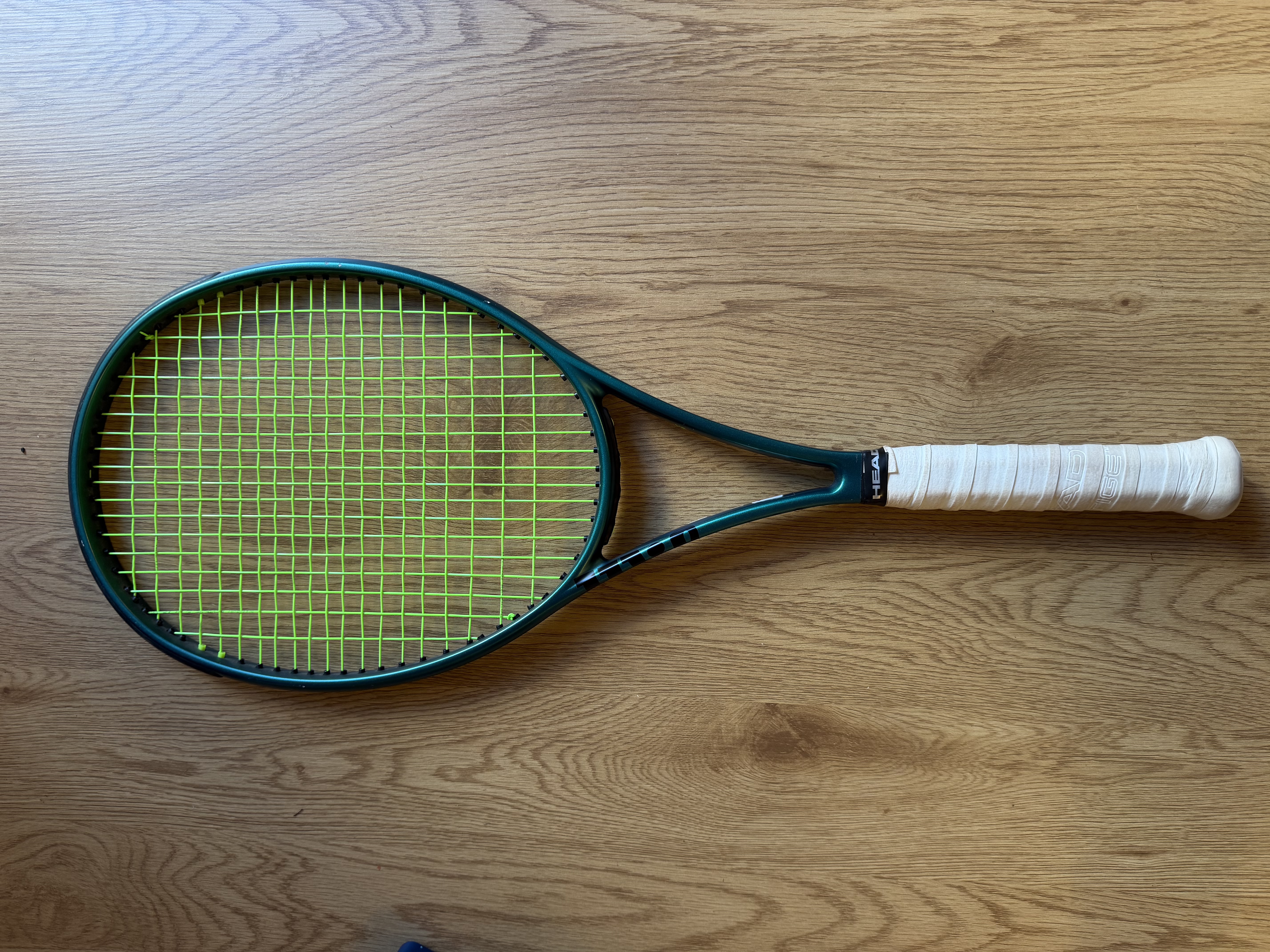 Продаю Wilson Blade 98 V9 18×20