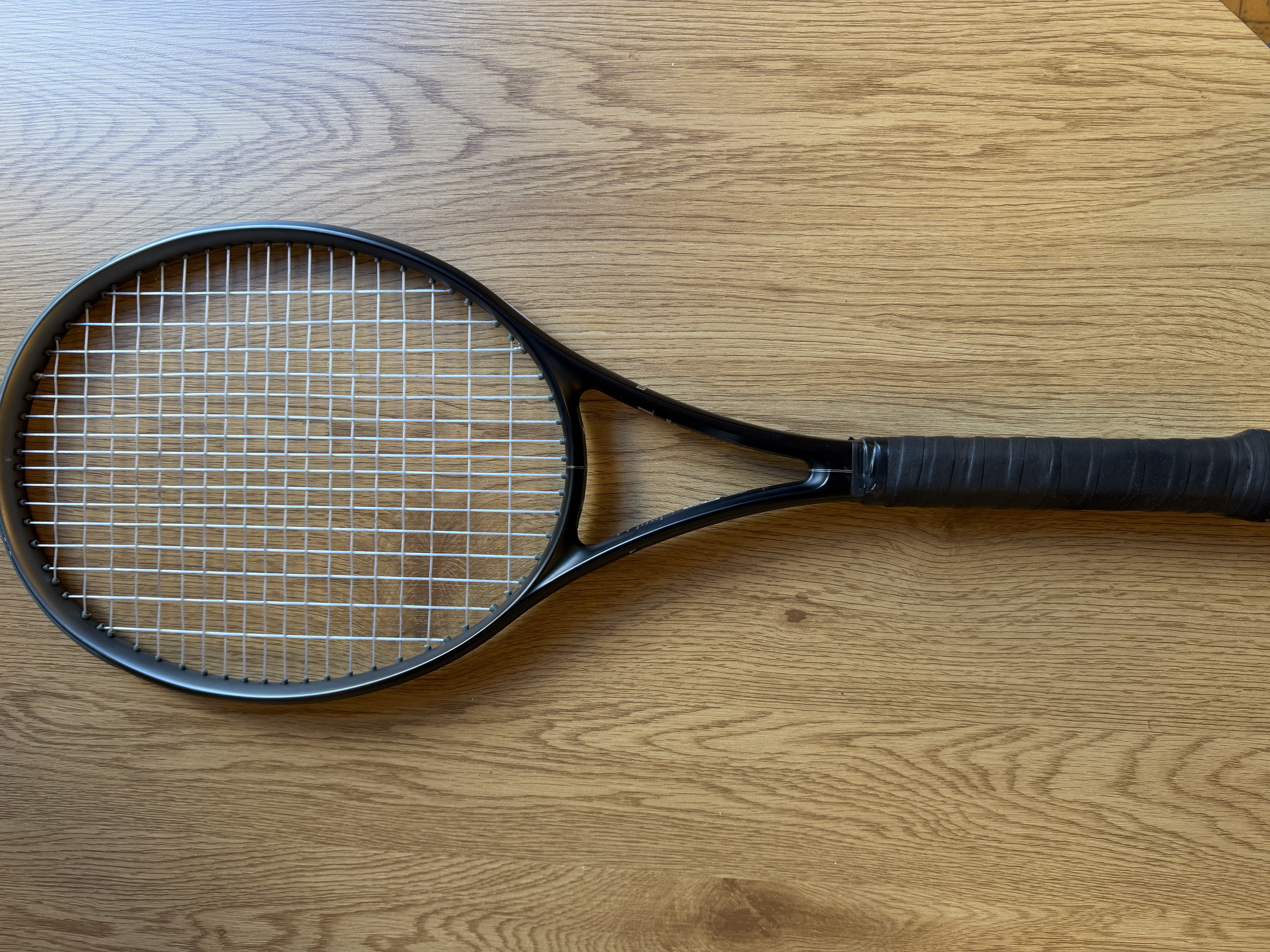 Продаю Wilson RF 01 Future