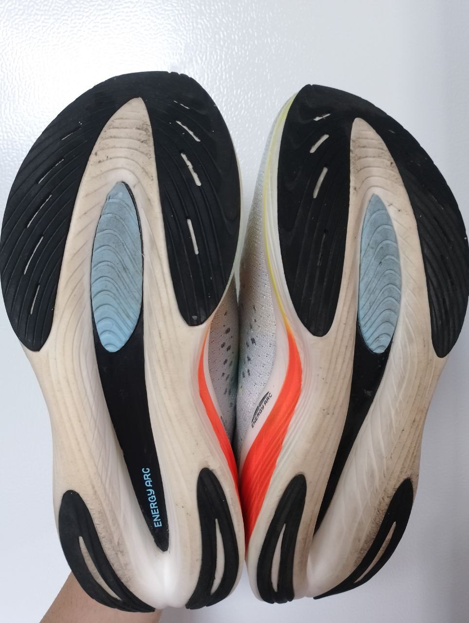 New Balance Fuelcell SC Elite V3 41.5/26cm