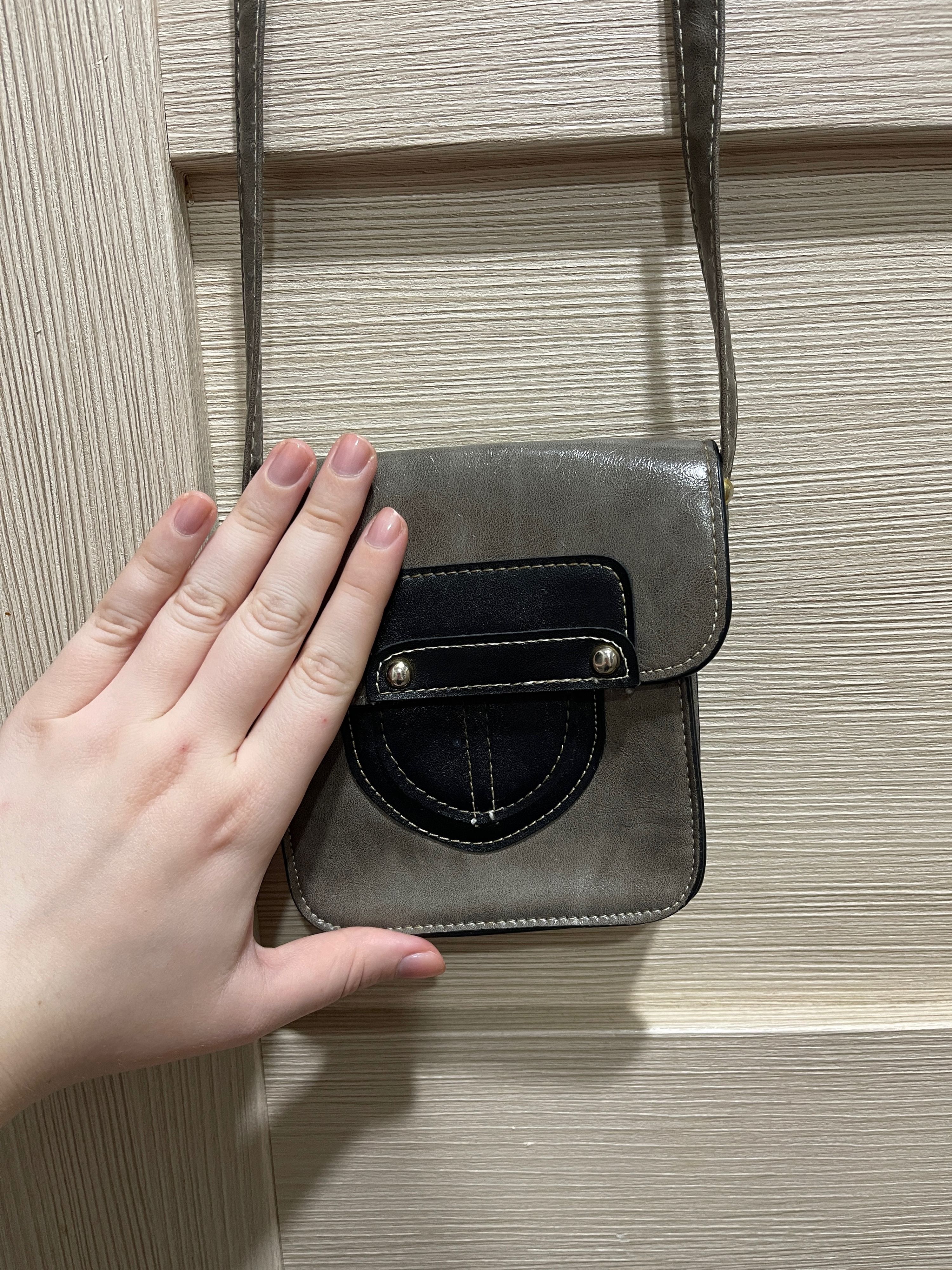 Small grey and black crossbody bag