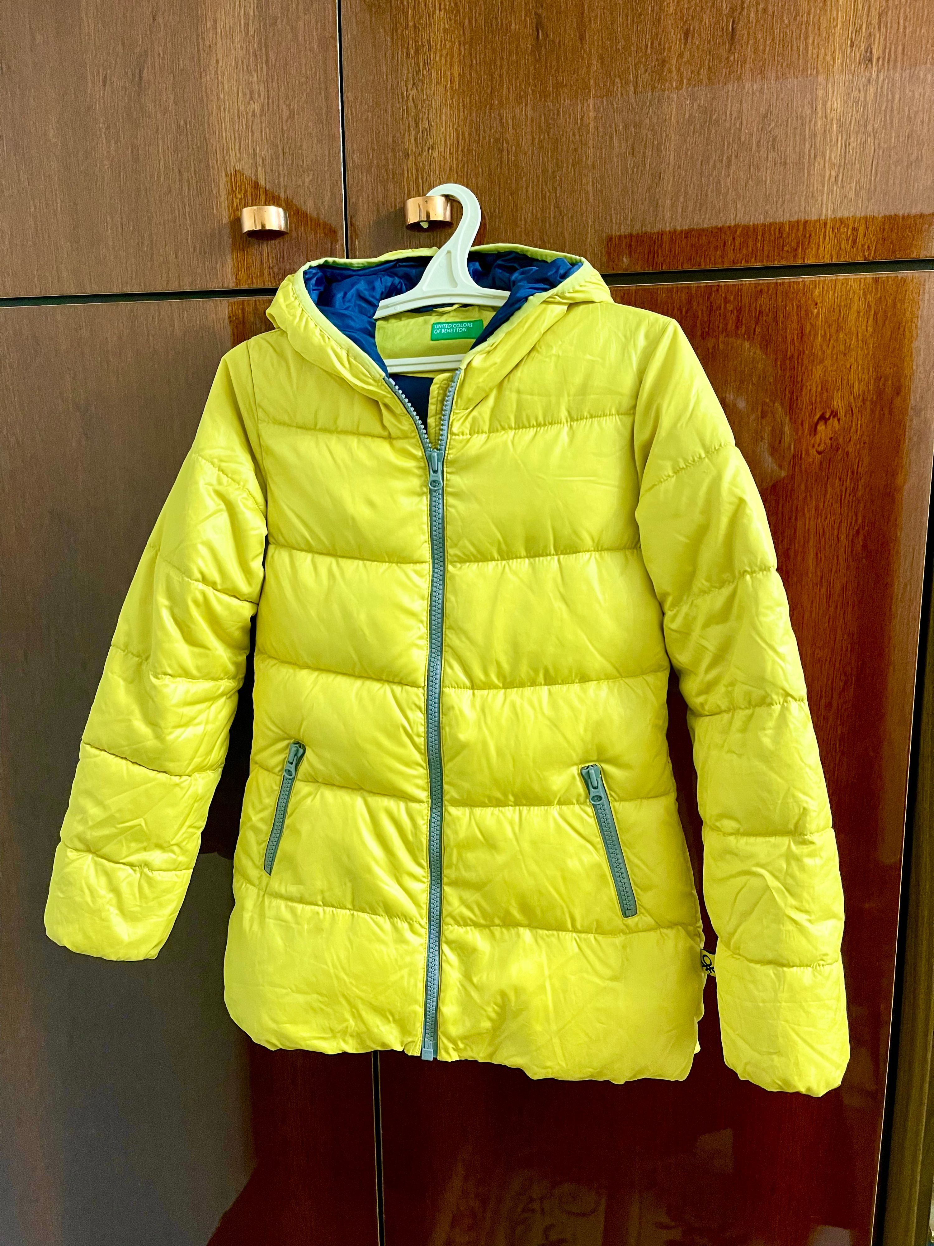 Куртка benetton для девочки 150 из Австрии
