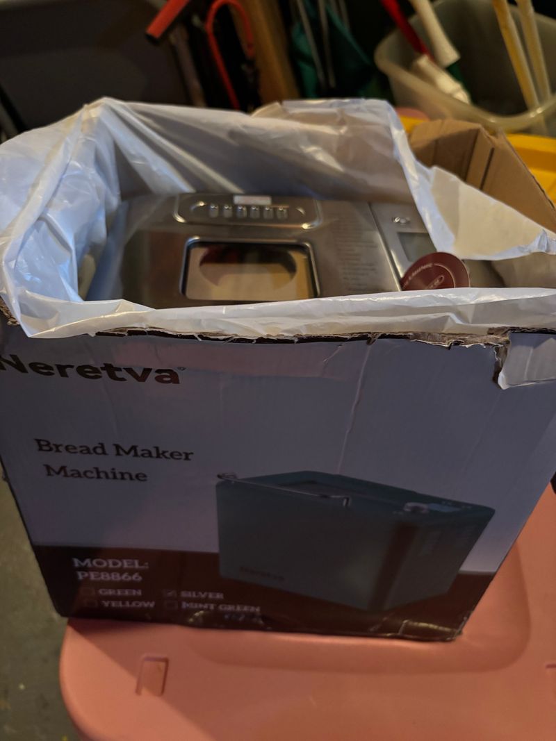 Neretva PEBB66 Bread Maker Machine