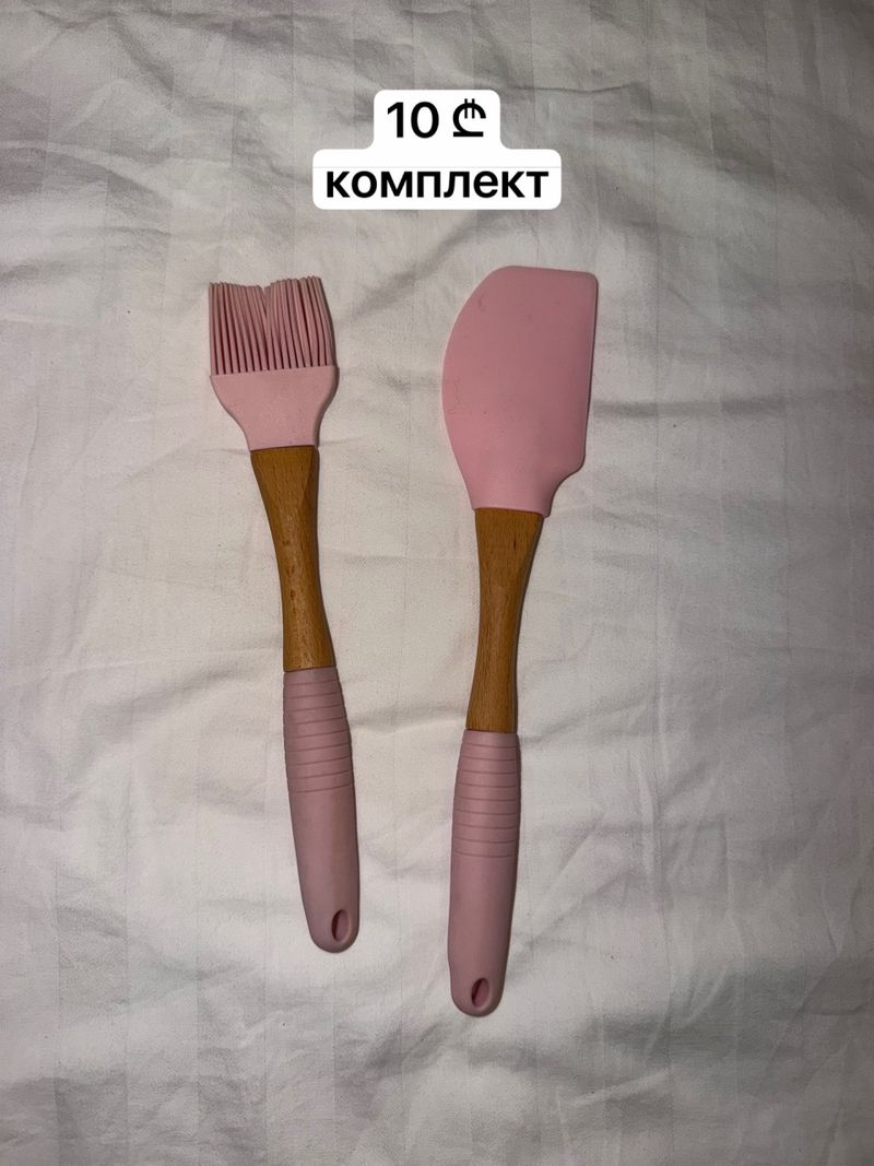 Pink Silicone Kitchen Utensil Set
