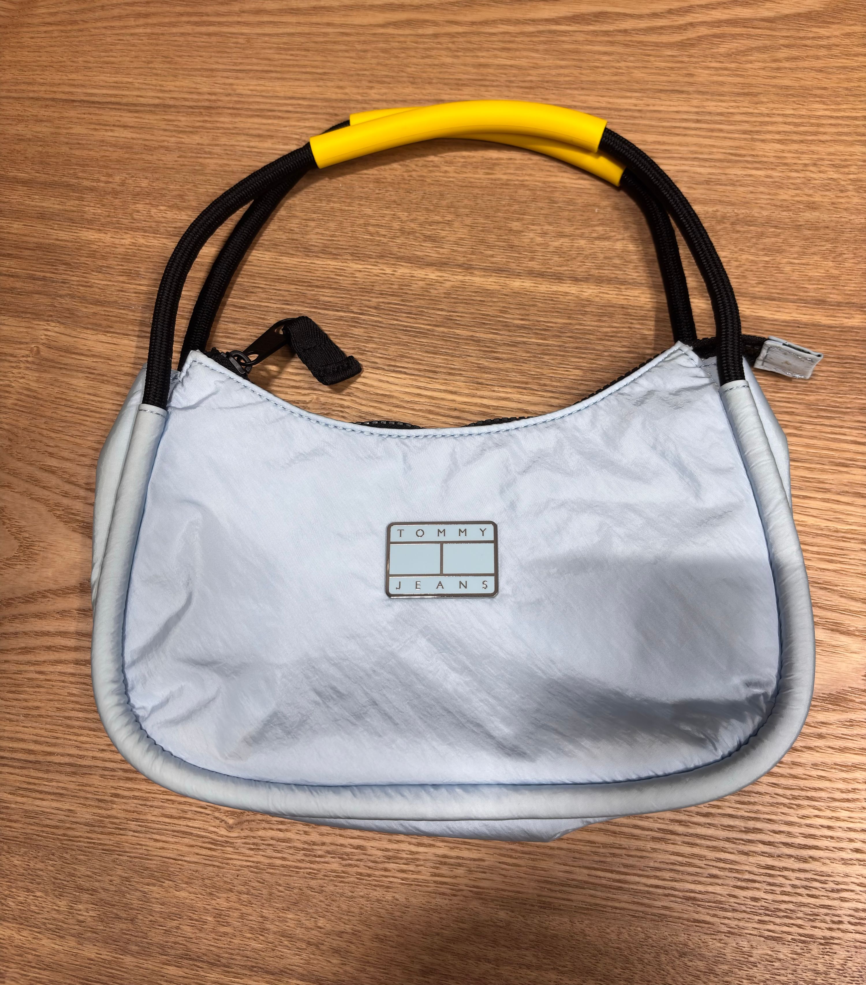 Tommy Jeans shoulder bag in light blue