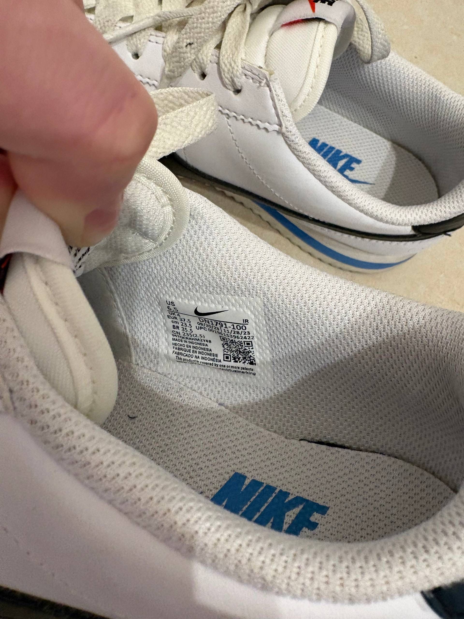 Nike Cortez