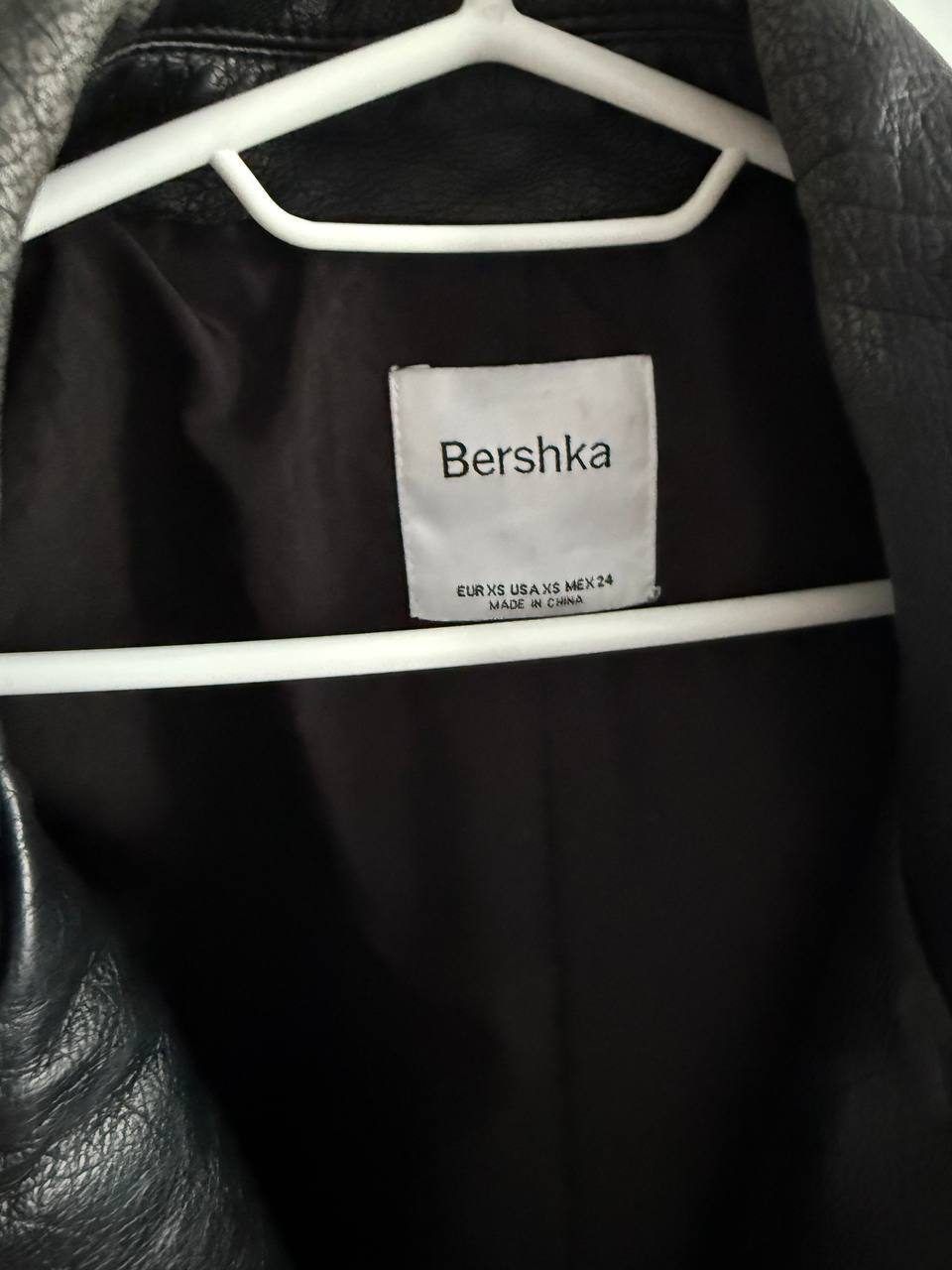 Куртка Bershka, размер XS