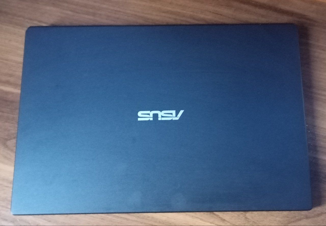 Ноутбук Asus E210M