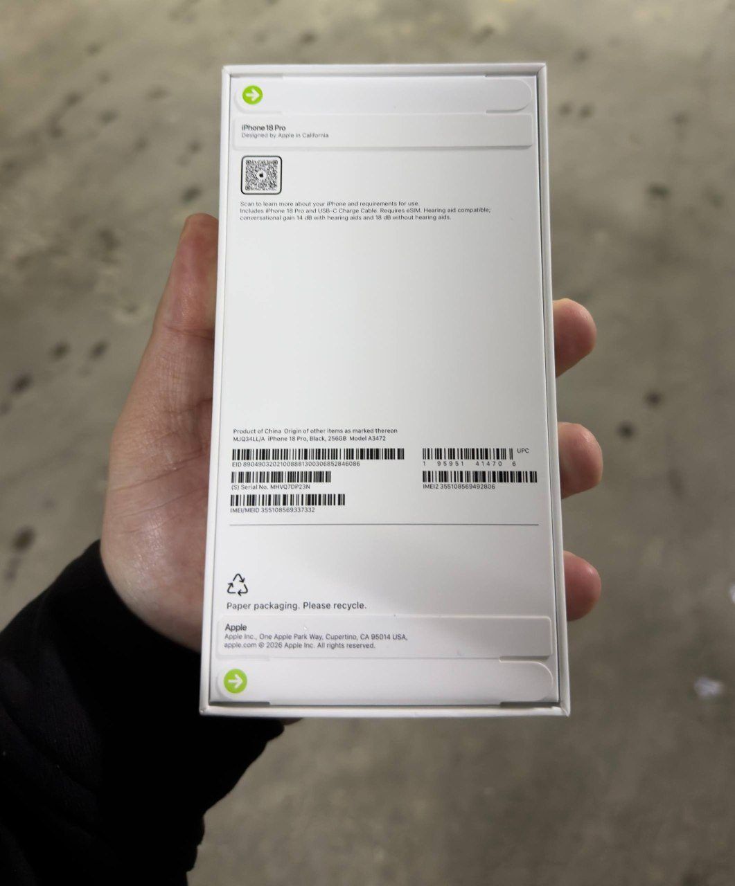 Смартфон Apple iPhone 18 Pro, 256 ГБ