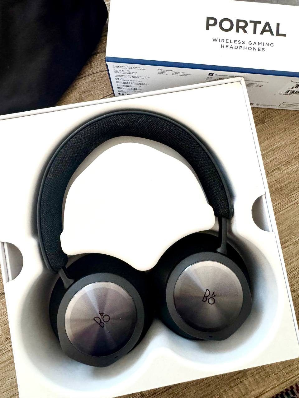 Наушники Bang & Olufsen Beoplay Portal, Black