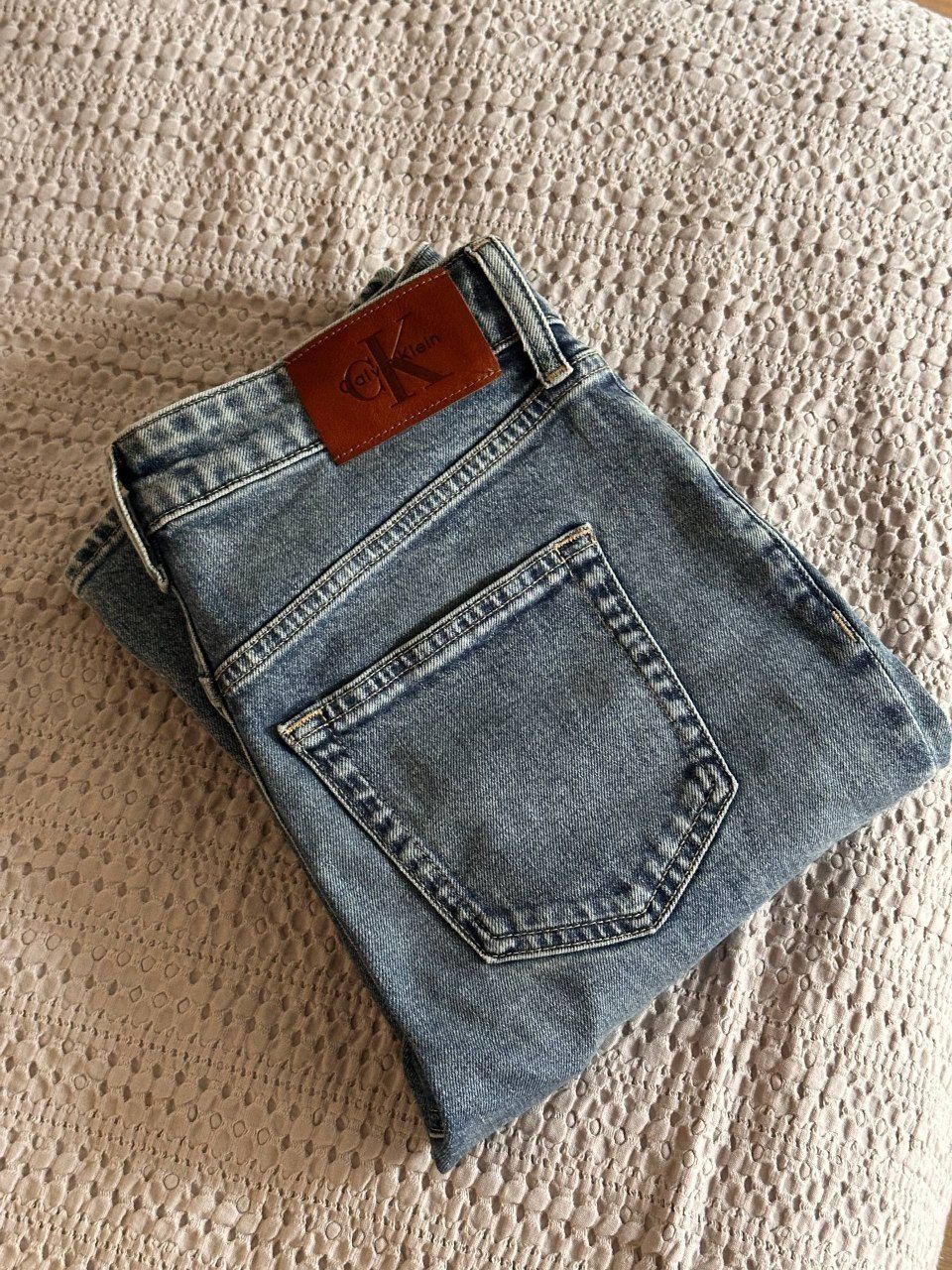 Джинсы Calvin Klein, размер 26RG