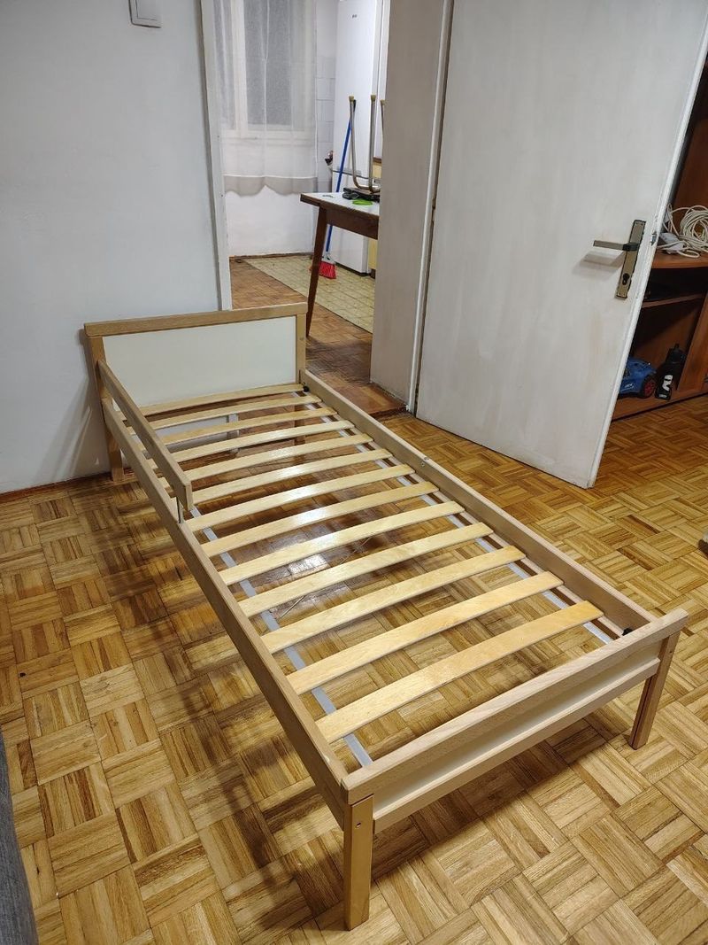 Кровать, 160х70 см