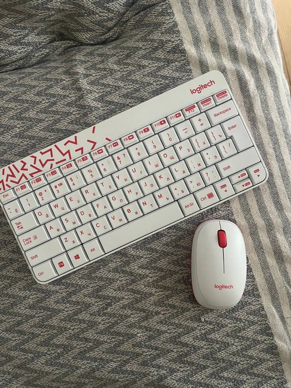Клавиатура и мышь Logitech MK240 Nano Wireless Keyboard