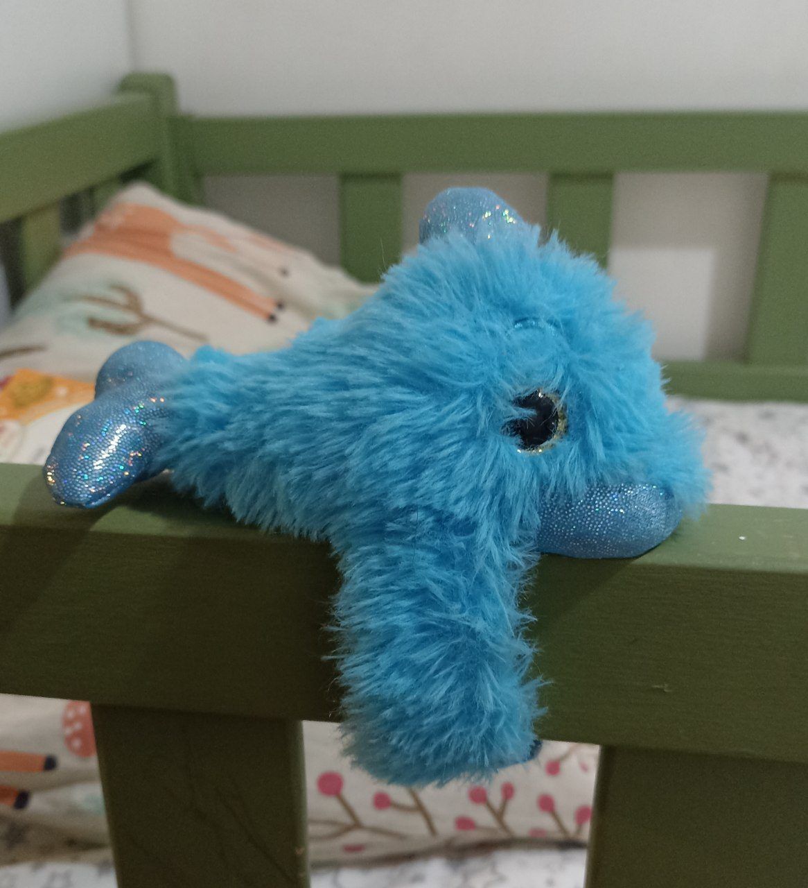 Игрушки и книги