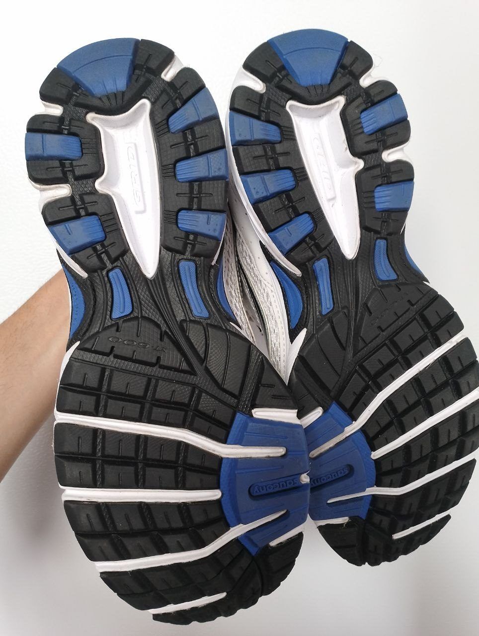 Кроссовки Saucony Ride Millennium, размер 42.5