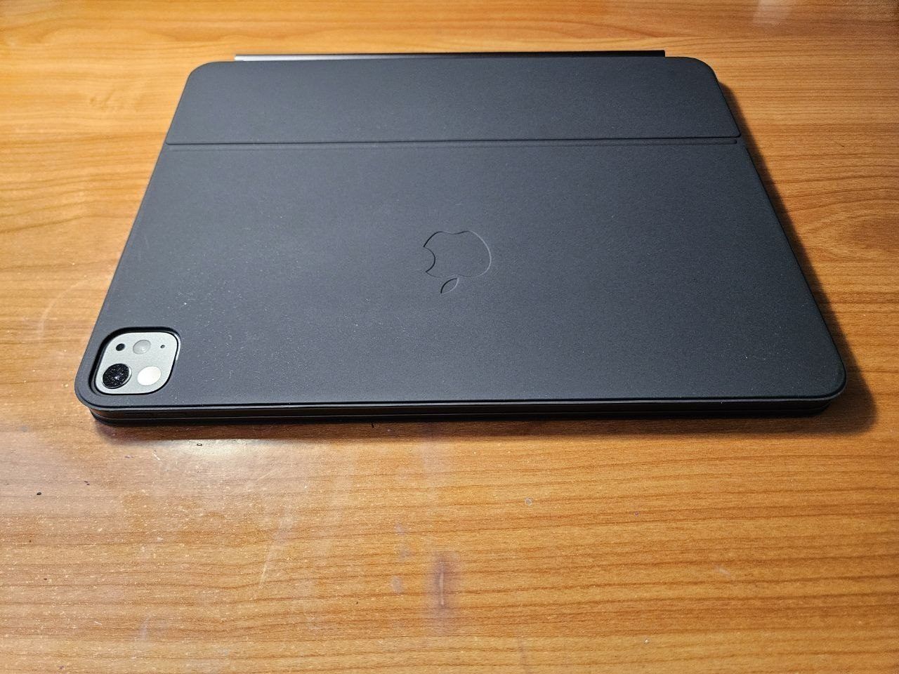 Планшет, клавиатура и стилус Apple iPad Pro 13" M5, 2 ТБ