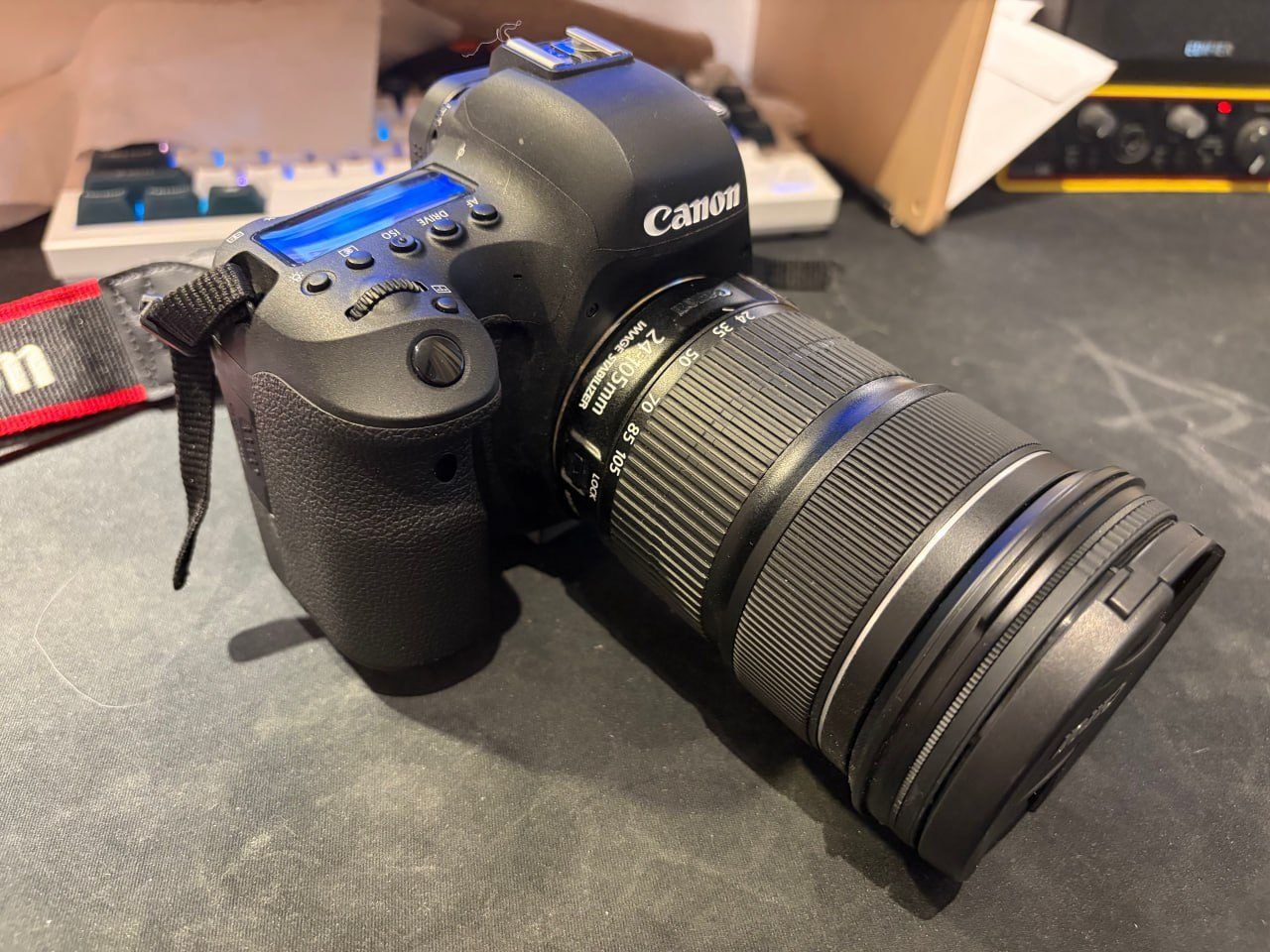 Камера Canon EOS 6D Mark II, full frame