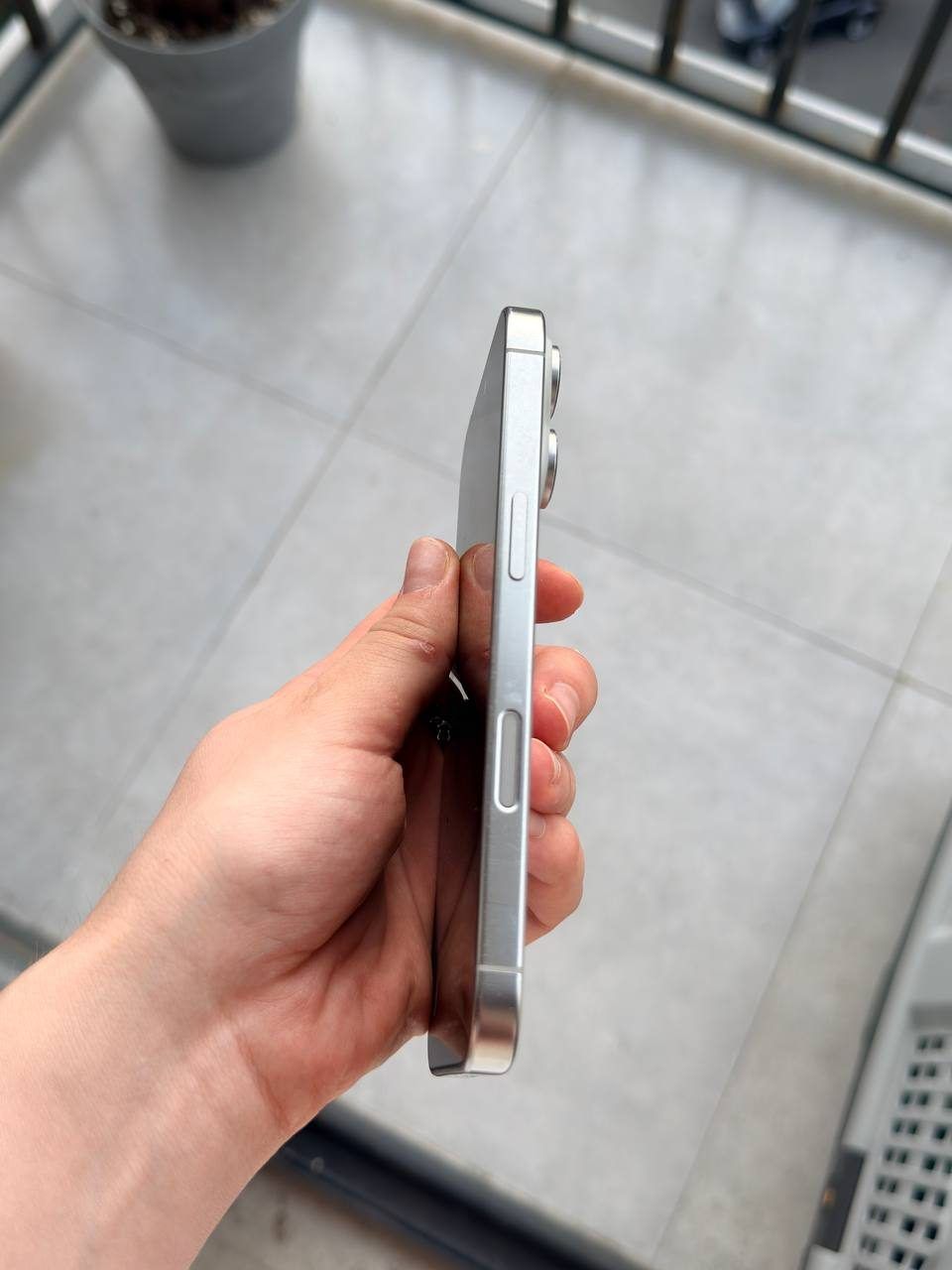 Смартфон Apple iPhone 16 Pro, 128 ГБ