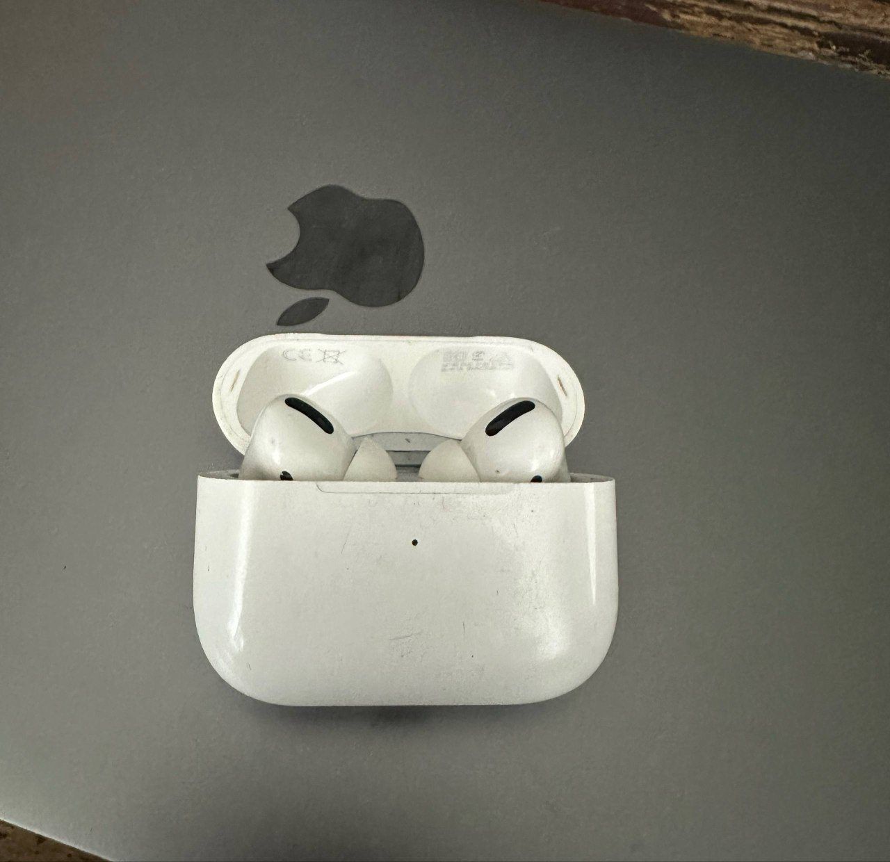 Наушники Apple Airpods 1 pro
