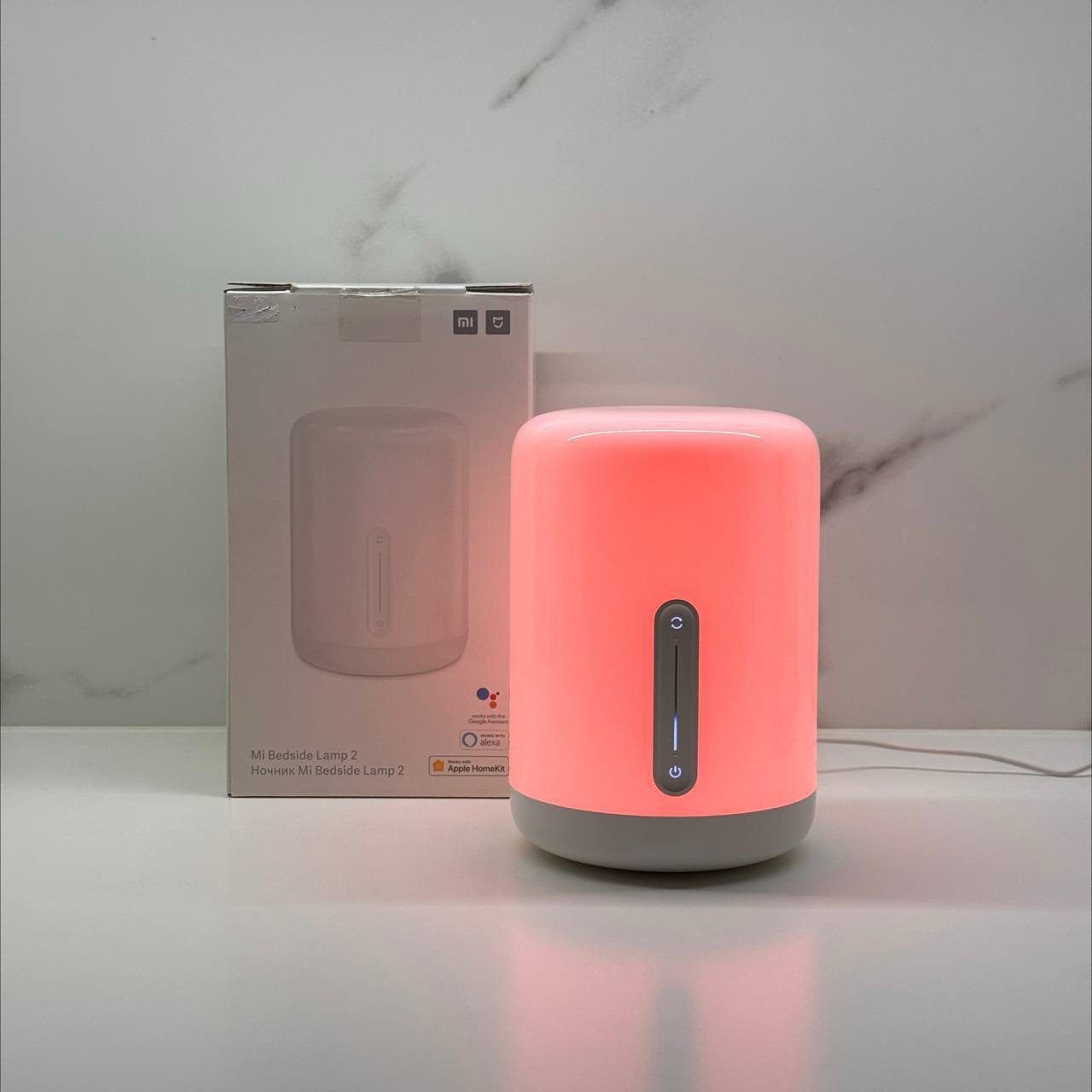 Умная лампа Xiaomi Mi Bedside Lamp 2