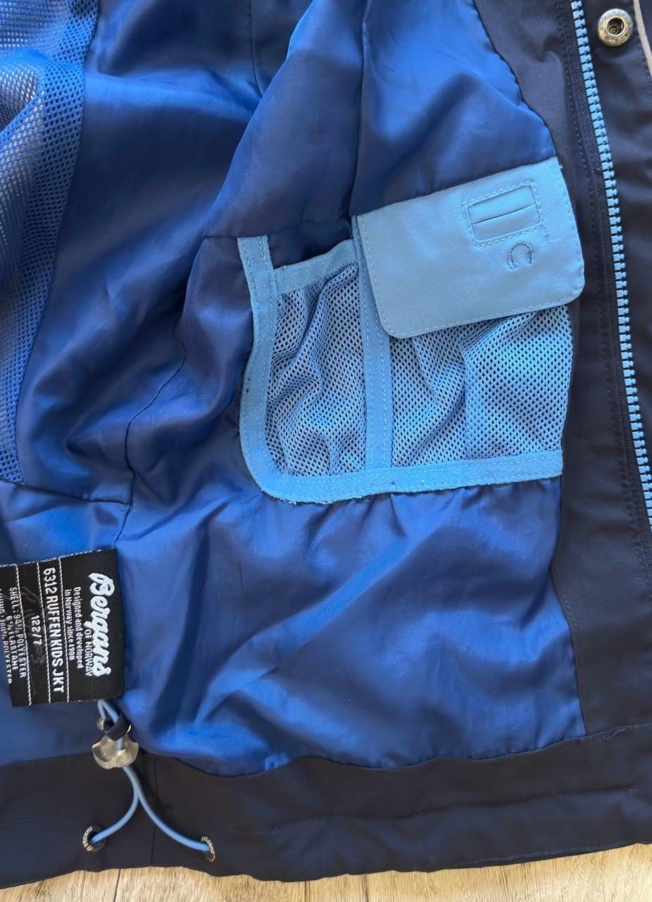 Ветровка Bergans of Norway Ruffen Kids JKT, размер 122