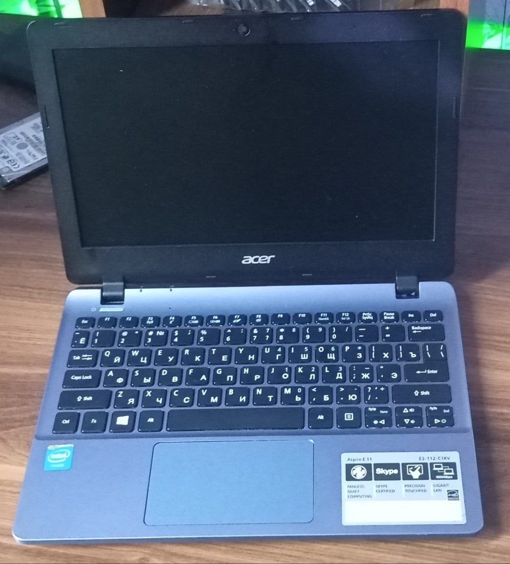 Ноутбук Acer Aspire E11, 320 ГБ