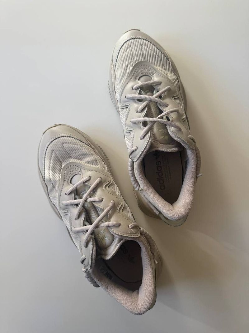Кроссовки Adidas Ozweego, размер 42