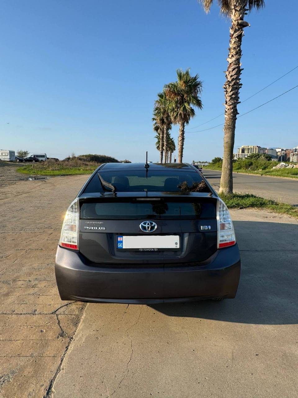 Автомобиль Toyota Prius, 2012