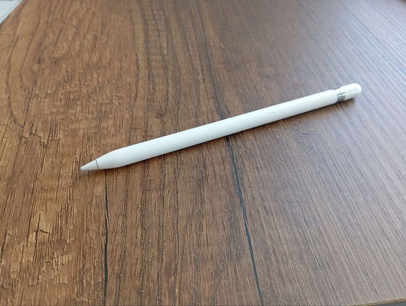 Стилус Apple pencil 1 поколения, сломанный