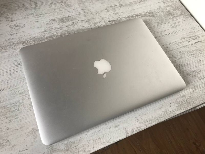 Ноутбук Apple MacBook Pro, 128 ГБ