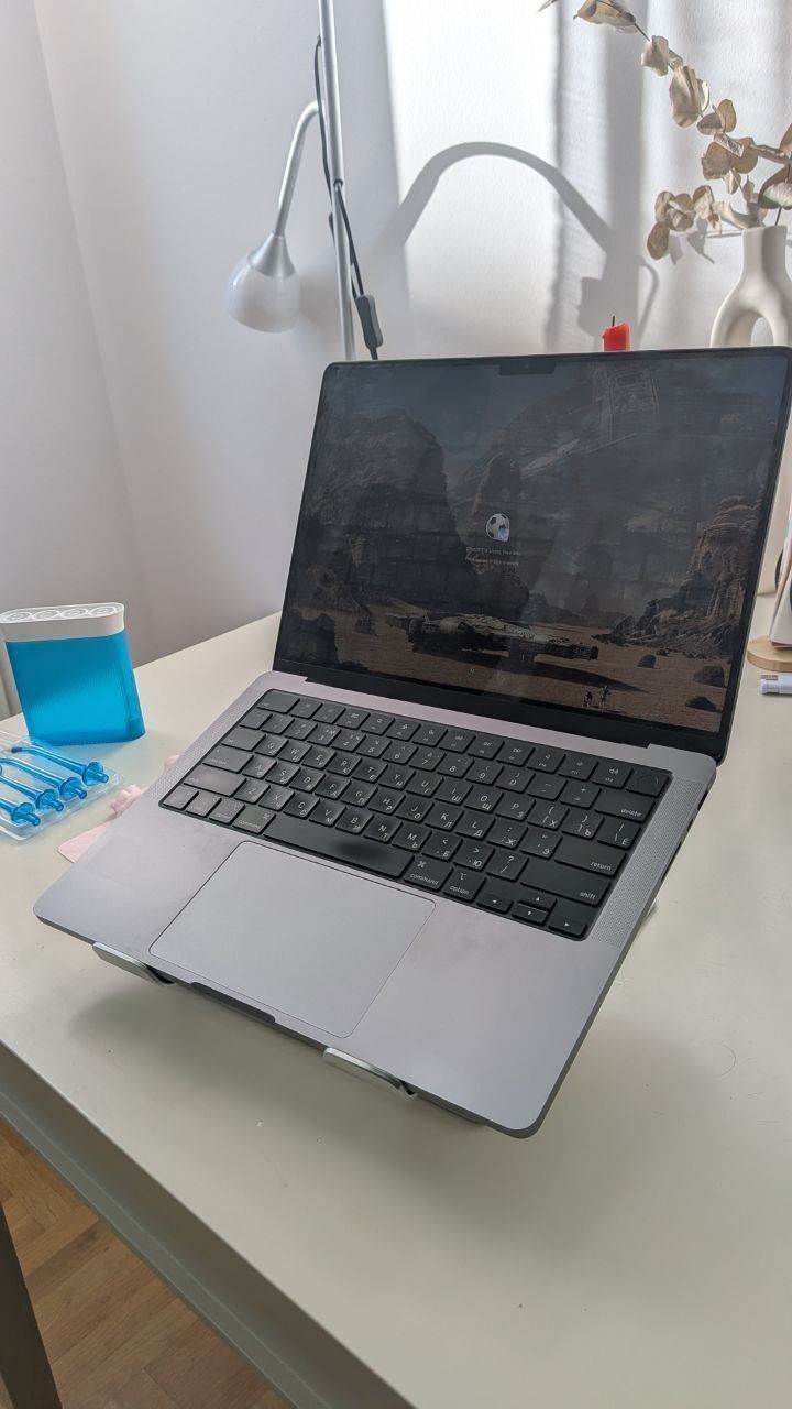 Ноутбук Apple MacBook m1 pro