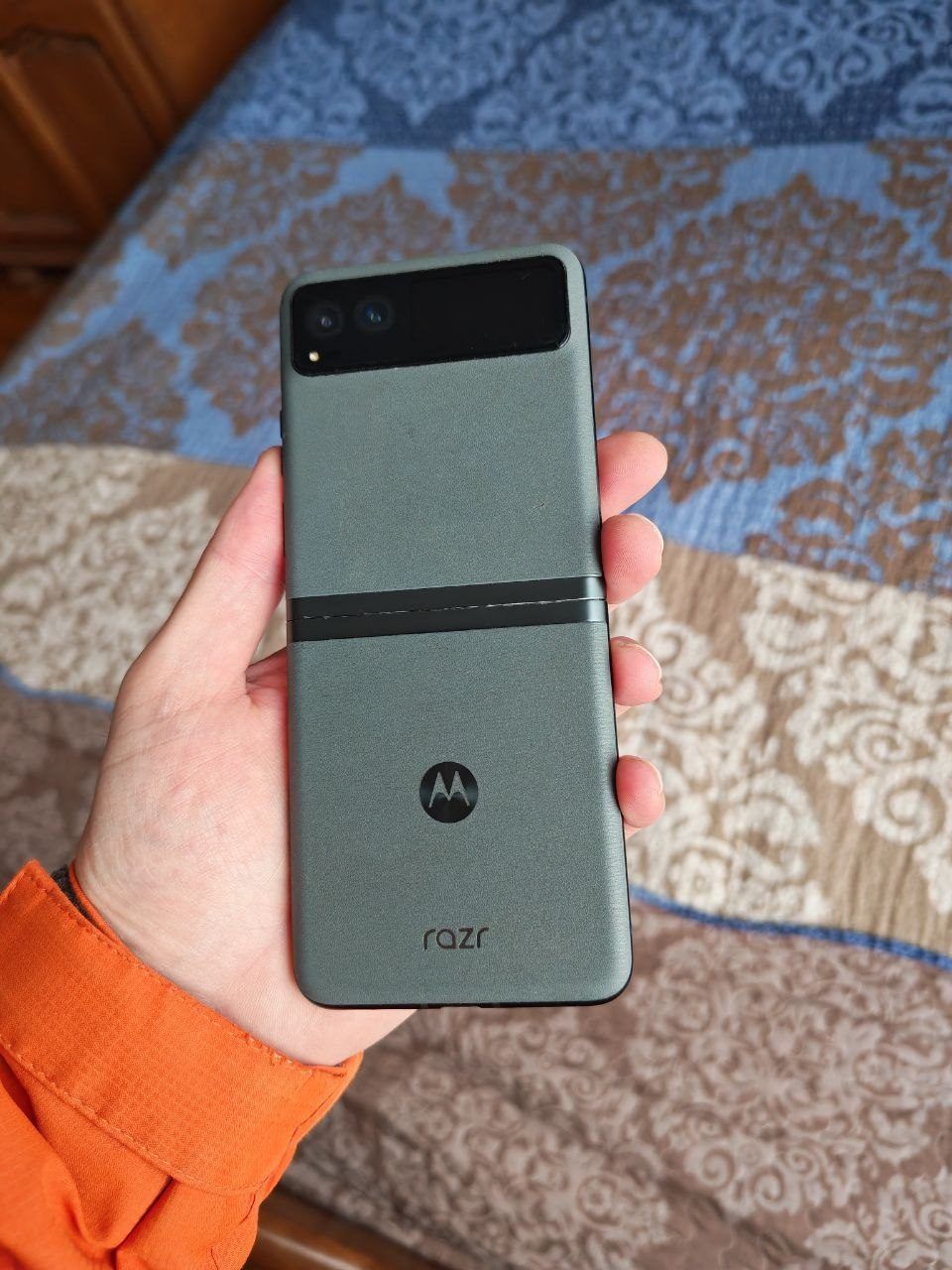 Смартфон Motorola Razr 2023, 128 ГБ