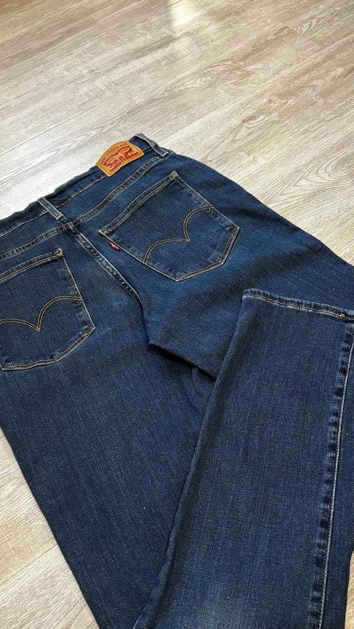 Джинсы Levis 724 High Rise Straight, размер 30