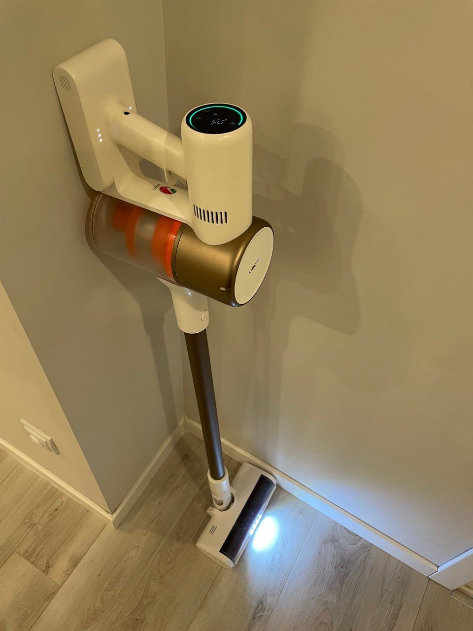 Вертикальный пылесос Xiaomi Vacuum Cleaner G10 Plus, беспроводной