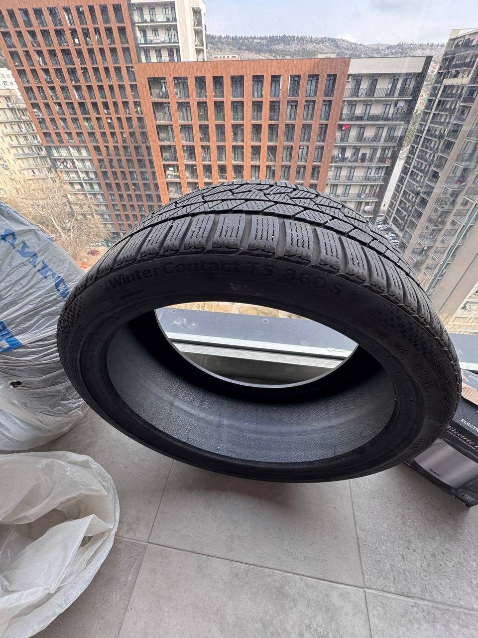 Зимние шины Continental WinterContact TS 860S, 245/35 R19