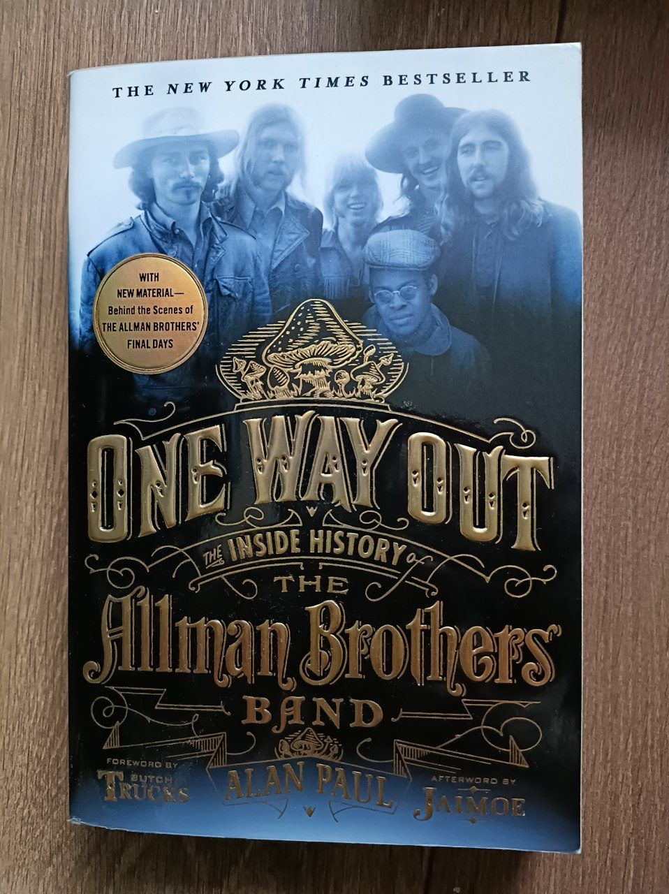 Книга one way out: the inside history of the allman brothers band