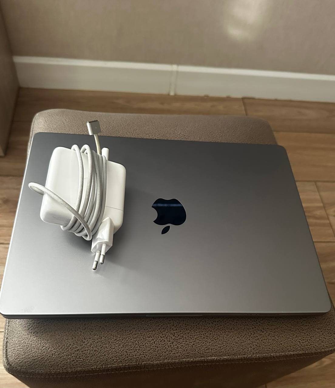 Ноутбук Apple MacBook Pro 14” M1, 512 ГБ