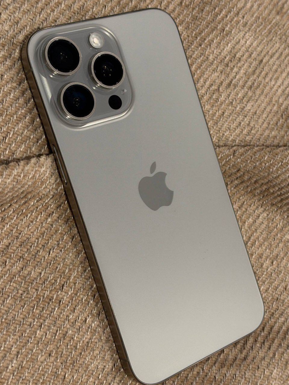 Смартфон iPhone 15 Pro Max, 256 ГБ