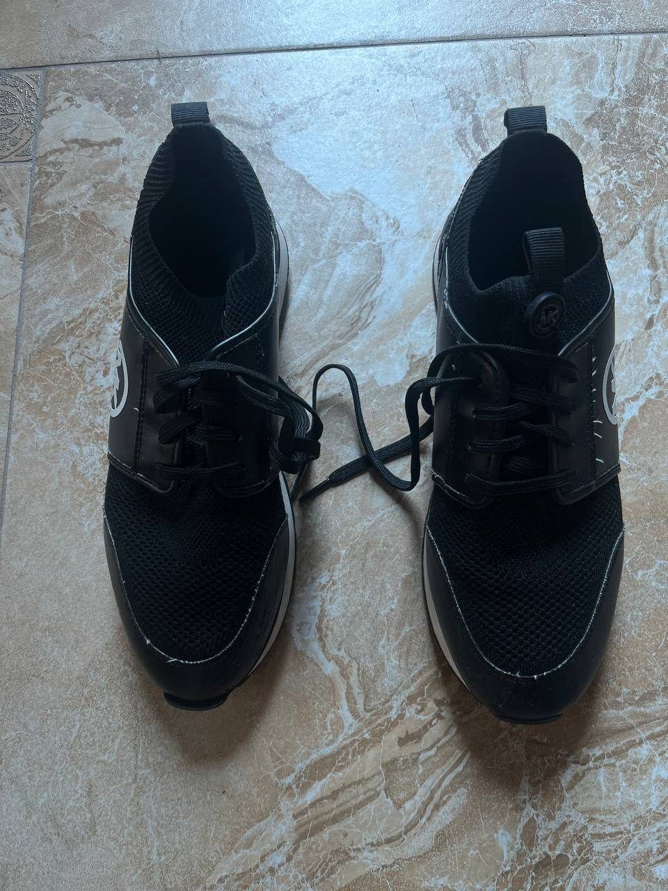 Кроссовки Michael Kors, размер 40-41