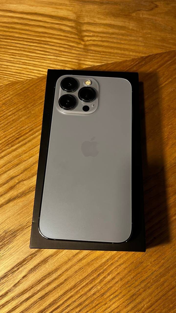 Смартфон iPhone 13 Pro, 256 ГБ