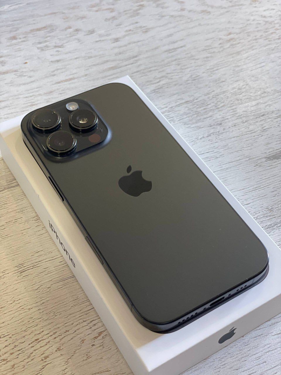 Смартфон Apple IPhone 16 Pro, 128 GB