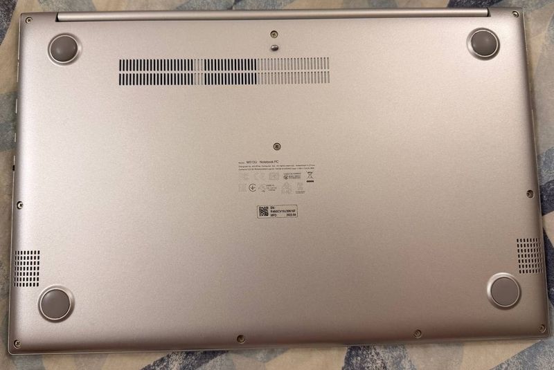 Ноутбук Asus VivoBook