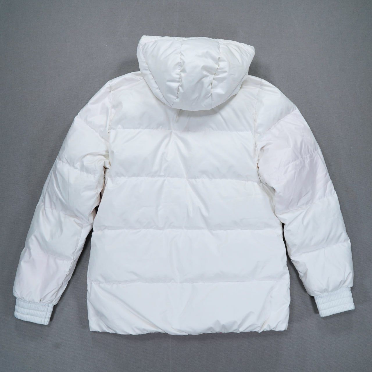 Куртка Adidas, размер M