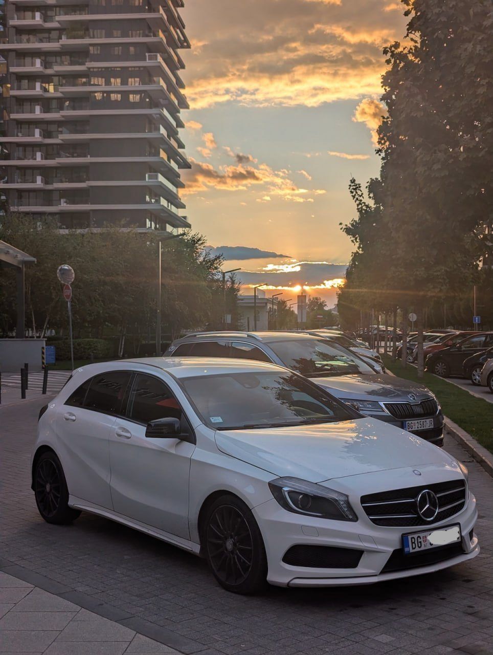 Автомобиль Mercedes A250 Sport, 2013 год
