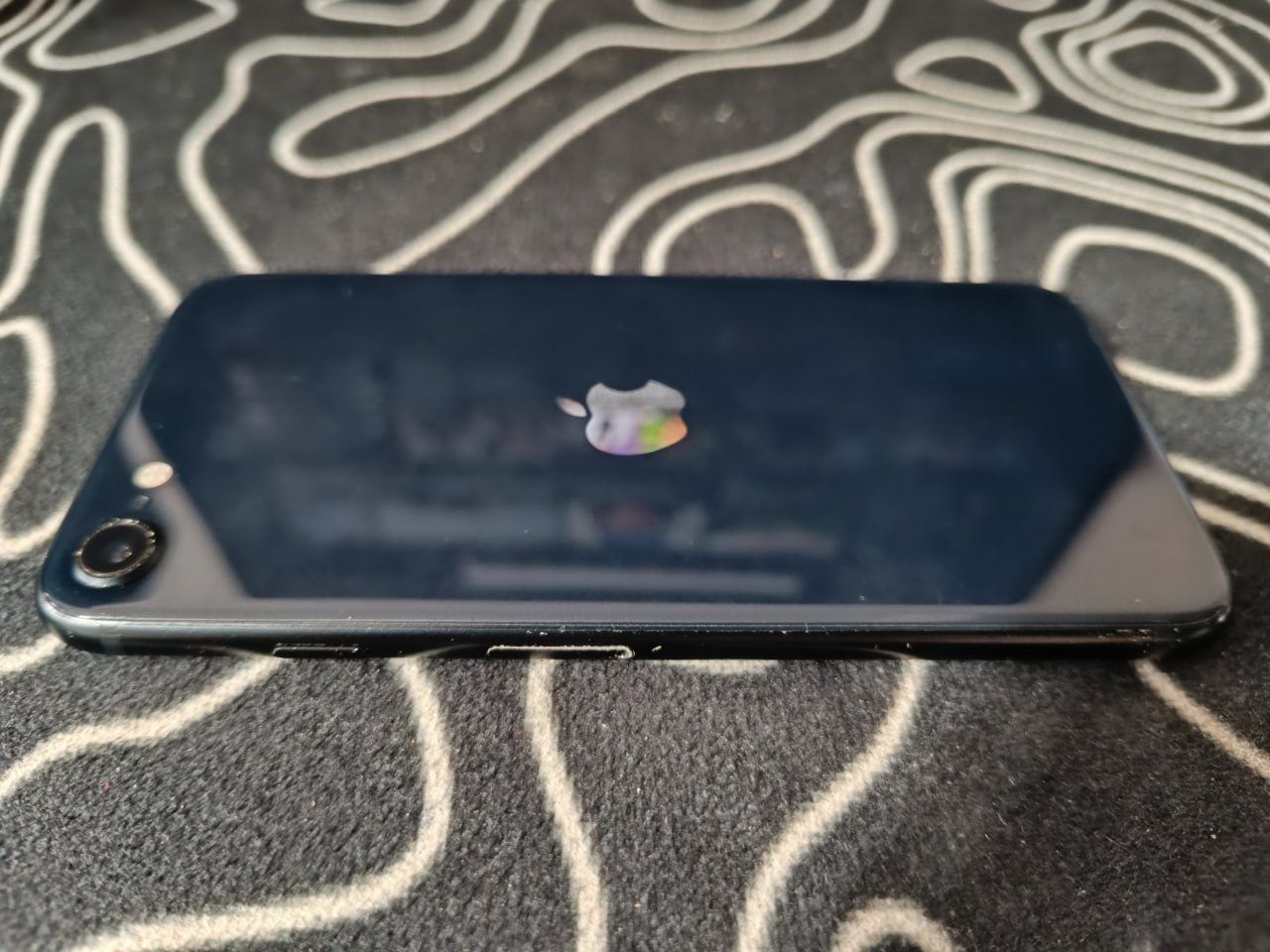 Смартфон Apple iPhone SE 2022, 64 Гб
