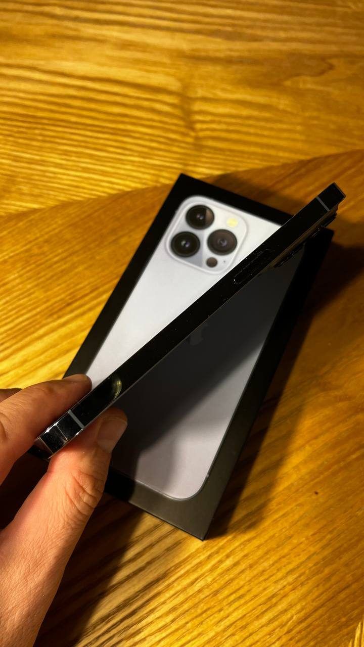 Смартфон iPhone 13 Pro, 256 ГБ