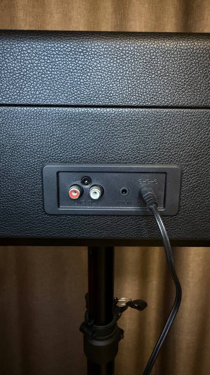 Проигрыватель Crosley Voyager, чёрный