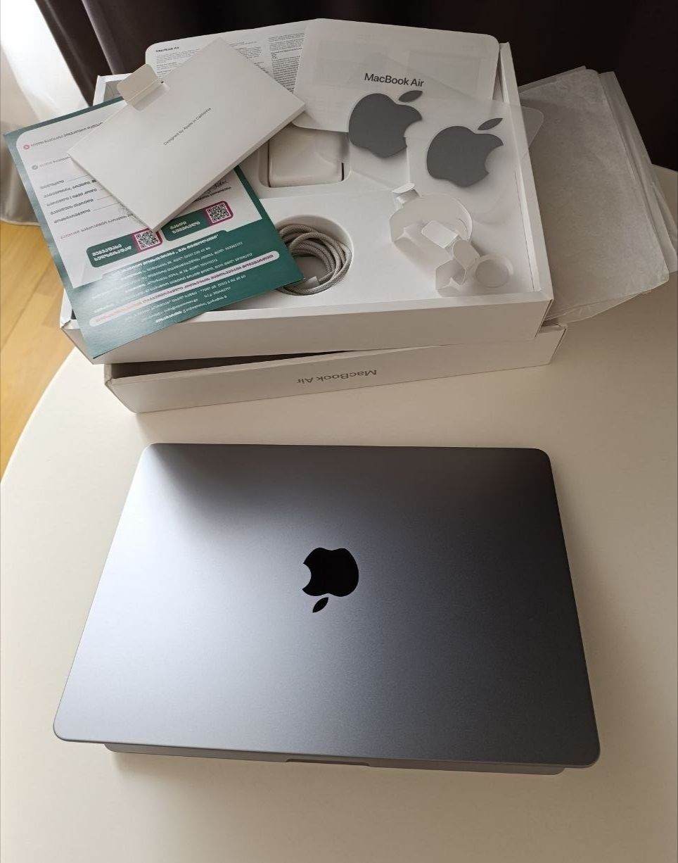 Ноутбук Apple MacBook Air 13 M2, 16/256 ГБ