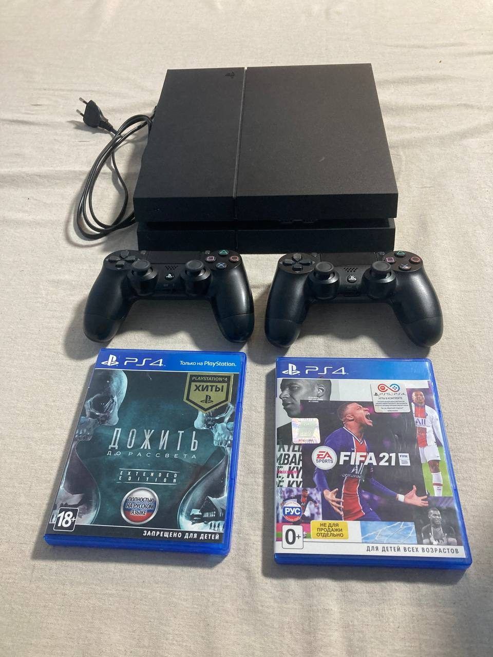 Playstation 4 Sony PlayStation 4