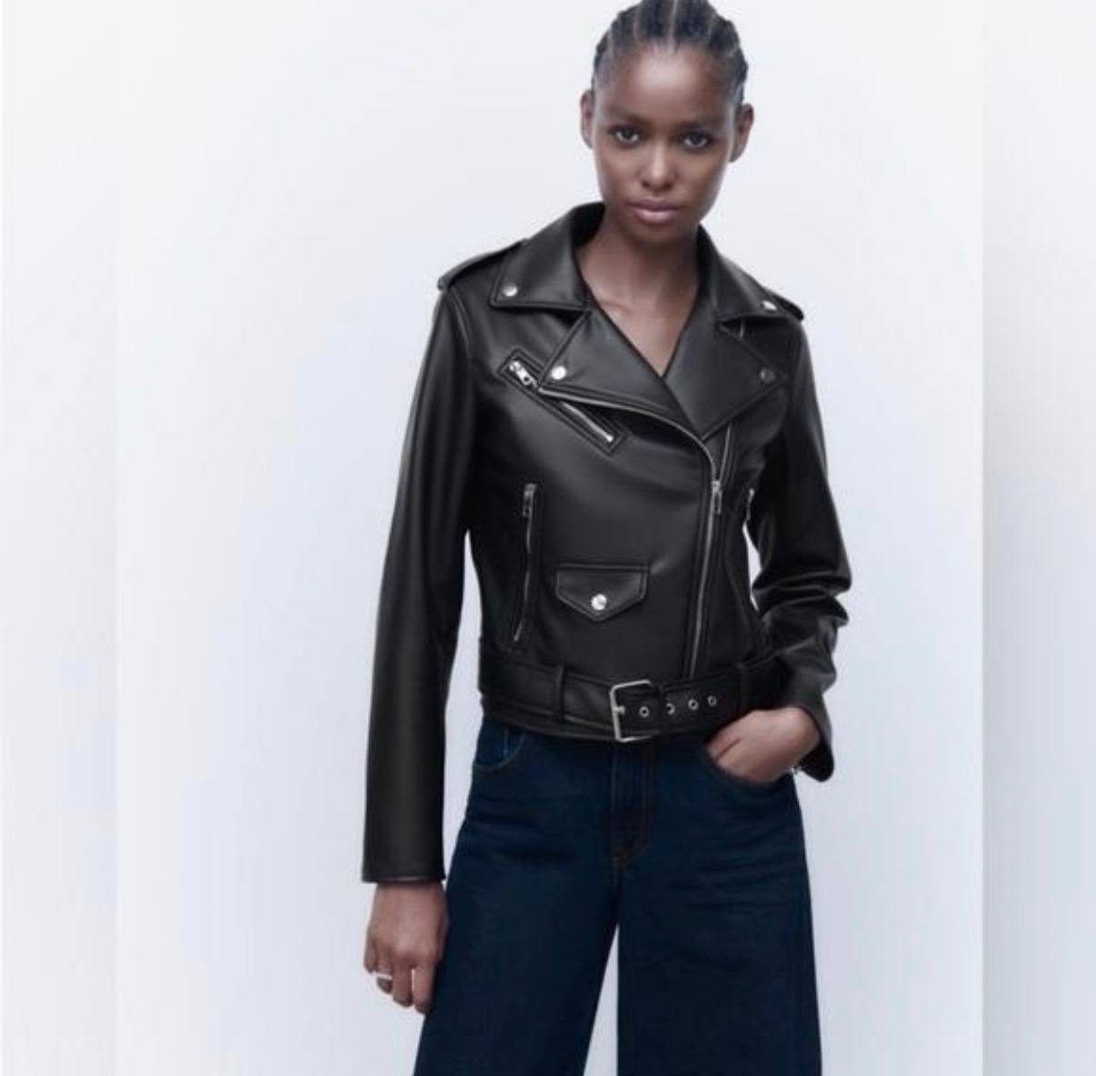 Кожанная куртка косуха Zara. По размеру по фигуре. Я покупала, чтобы носить со с
