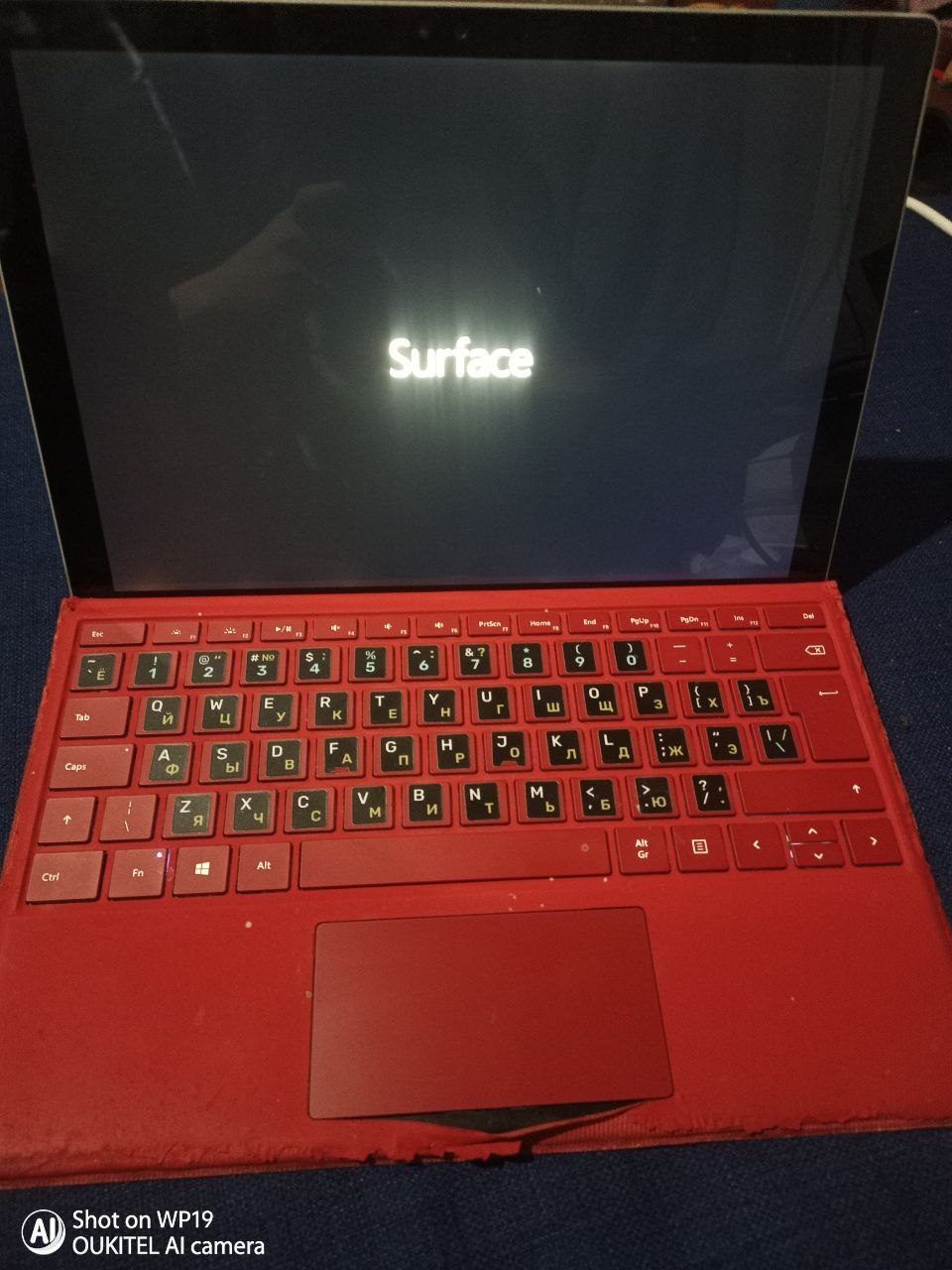 Планшет Microsoft Surface Pro 4